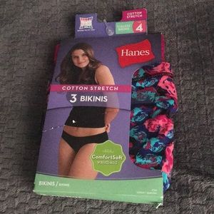 Hanes Panties in size 4 small